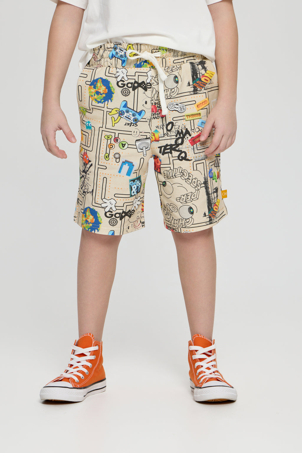 Shorts, branded print