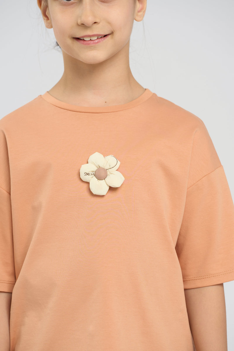 T-Shirt with 3D flower